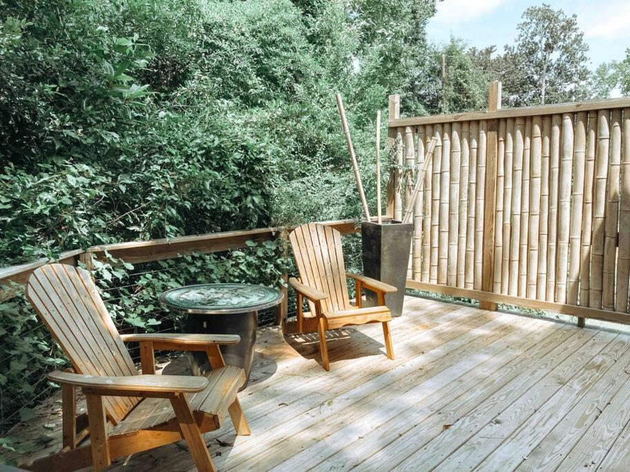 Modern Treehouse, Close To Downtown And Beach Уилмингтон Экстерьер фото